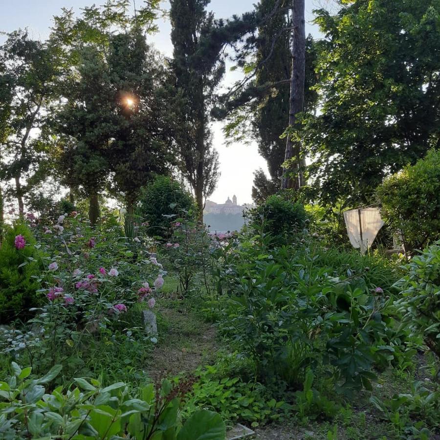 أوربينو Ca'Lavalle B&B المظهر الخارجي الصورة